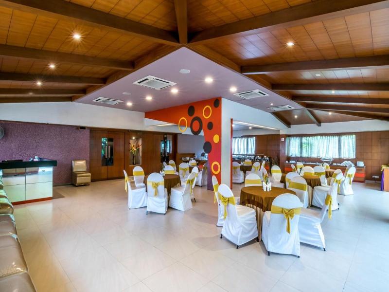 Octave Suites Residency Rd image