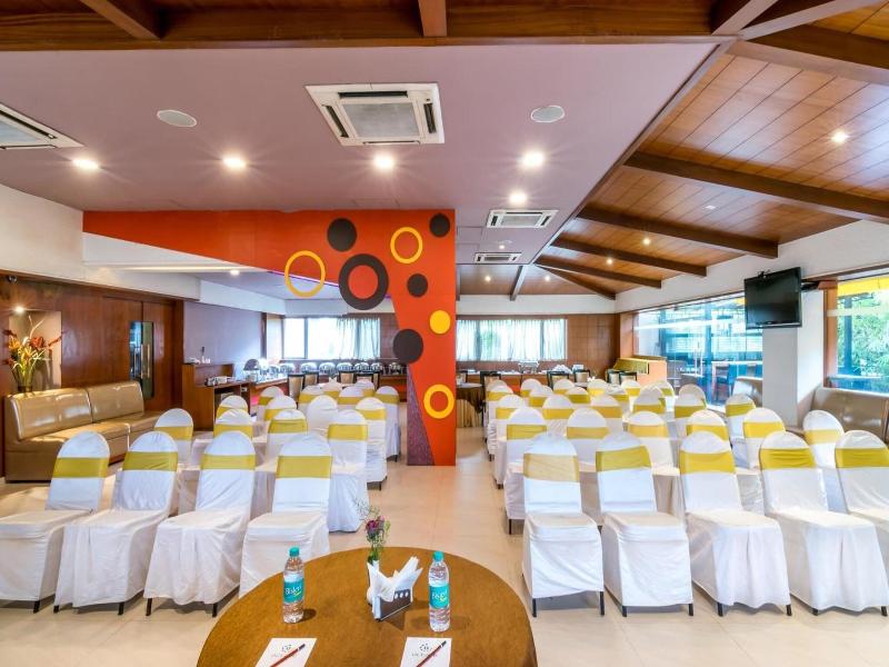 Octave Suites Residency Rd image