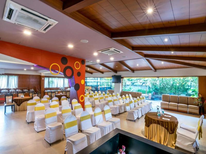 Octave Suites Residency Rd image