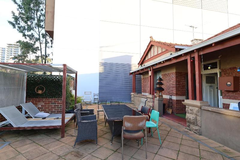 Downtown Backpackers Hostel image