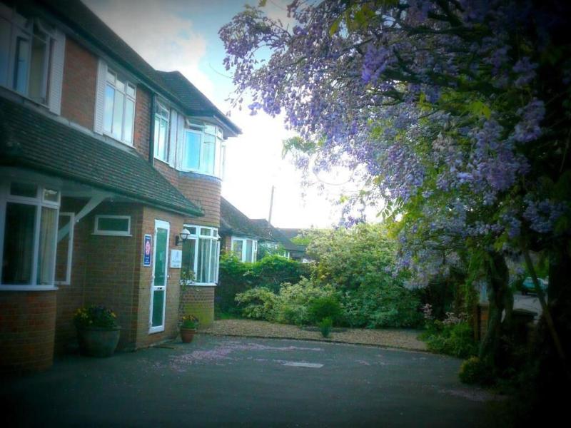 Malvern House image