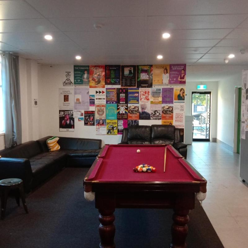 Koalas Perth City Backpackers Hostel image