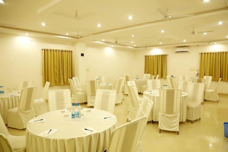 Treebo Trend Park Classic Udaipur image