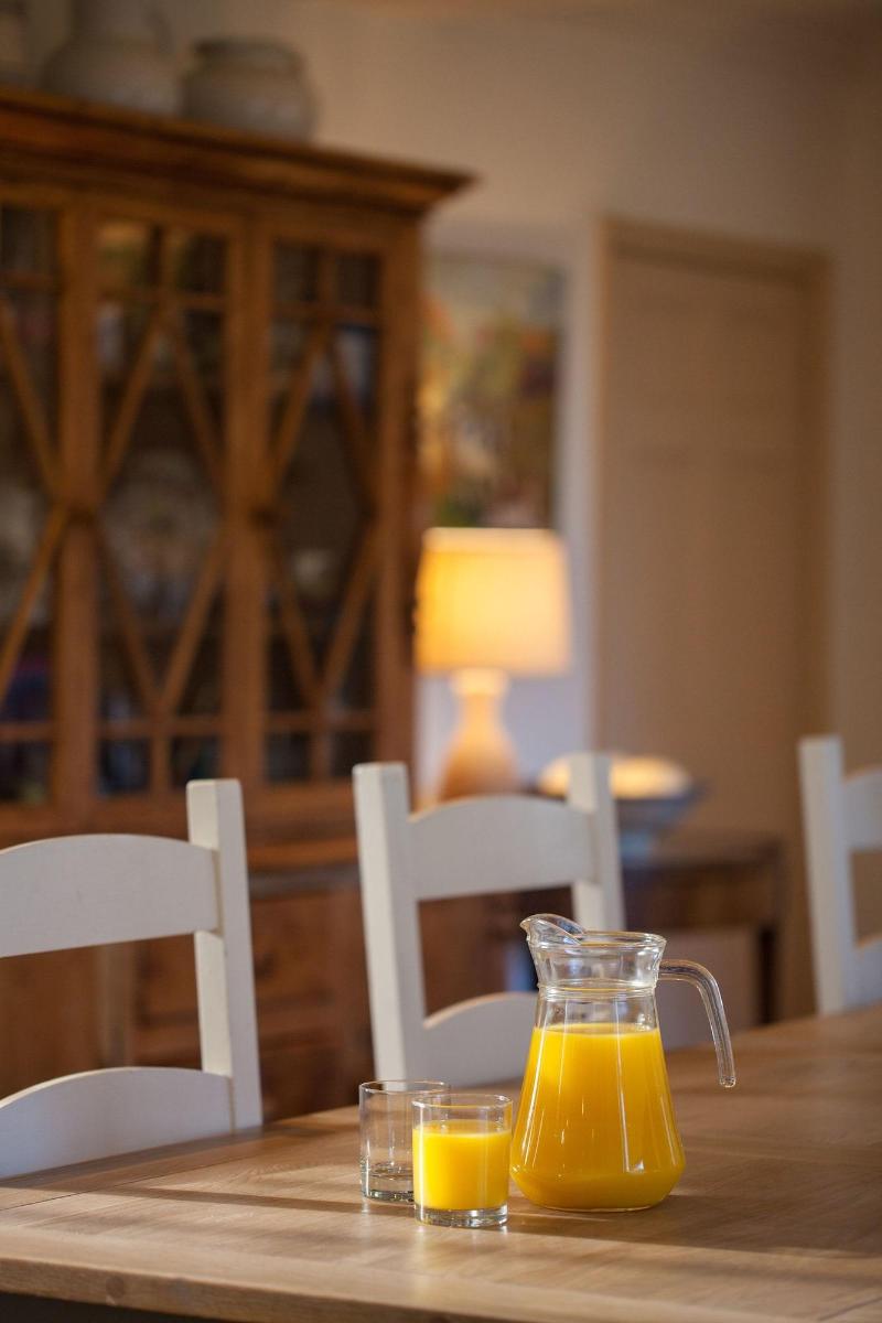 Overtown Manor image