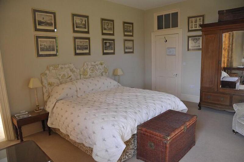 Overtown Manor image