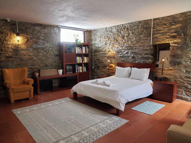 Quinta Da Estrada Winery Douro Valley image