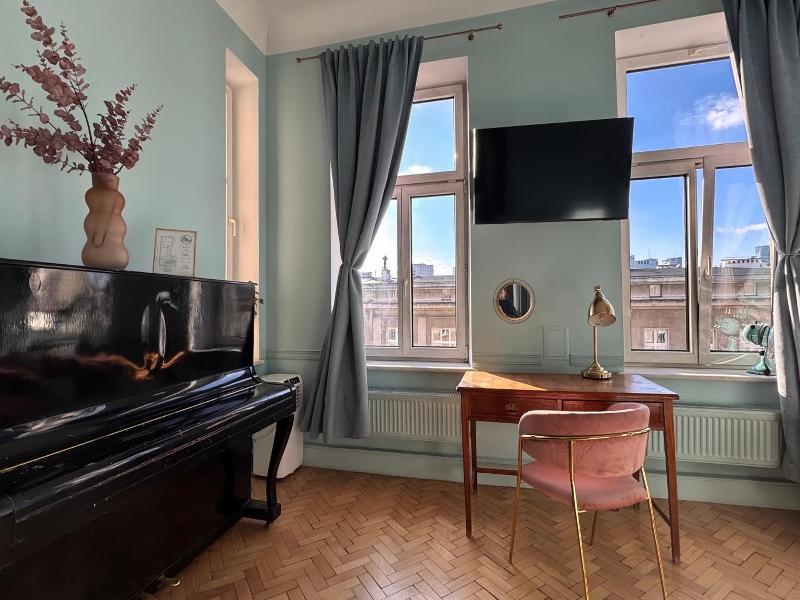 4Th Floor Bed And Breakfast image