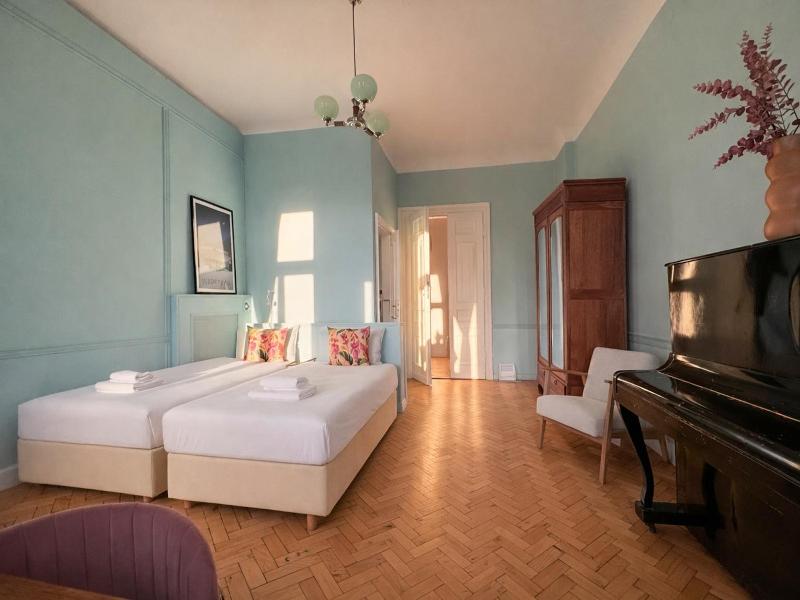 4Th Floor Bed And Breakfast image