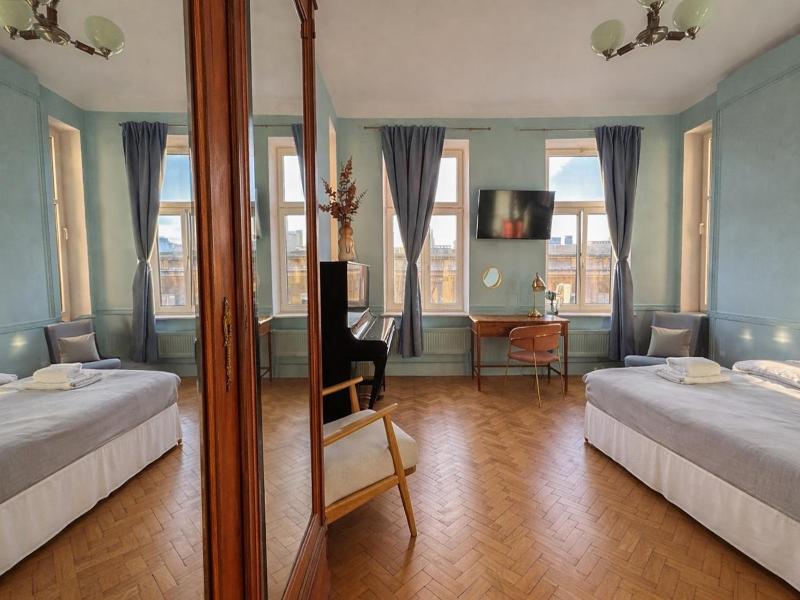 4Th Floor Bed And Breakfast image