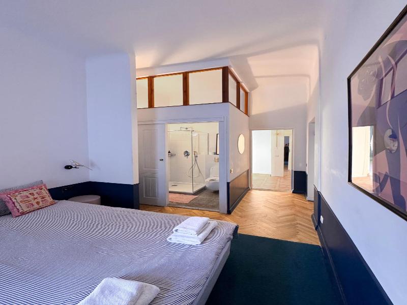 4Th Floor Bed And Breakfast image