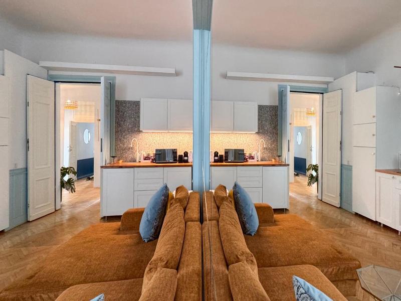 4Th Floor Bed And Breakfast image