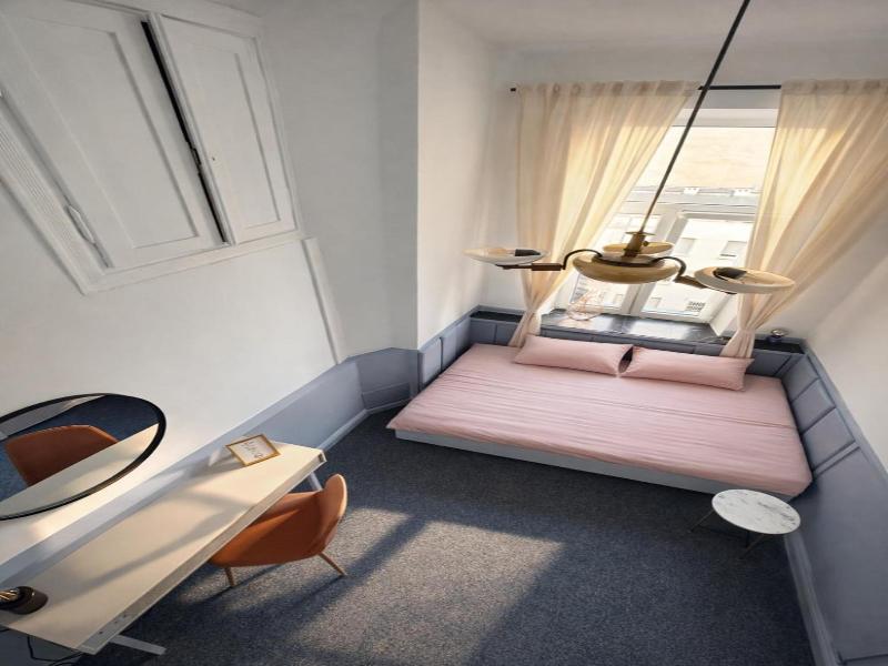 4Th Floor Bed And Breakfast image