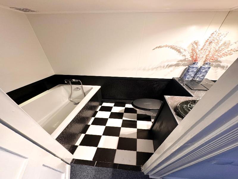 4Th Floor Bed And Breakfast image