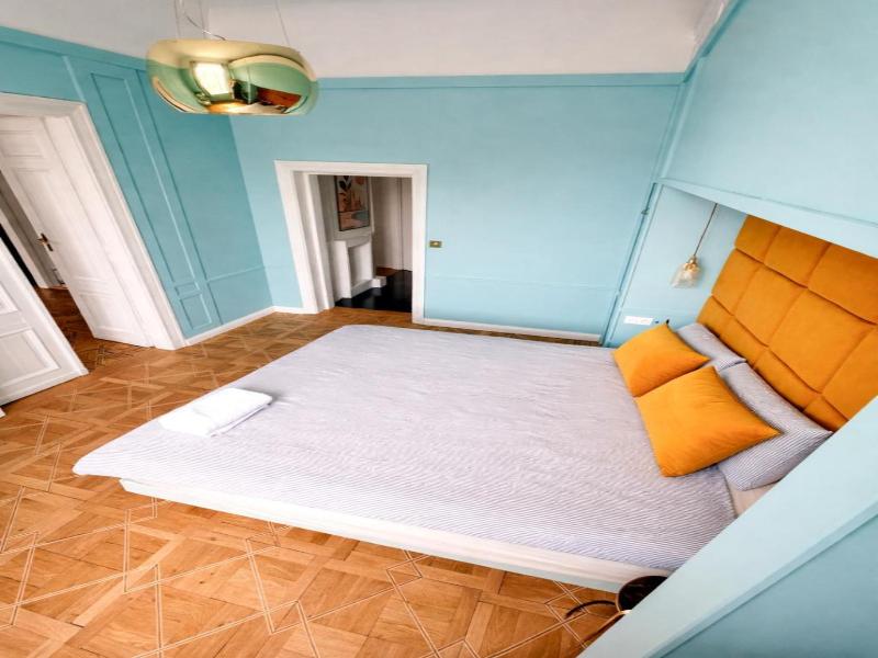 4Th Floor Bed And Breakfast image