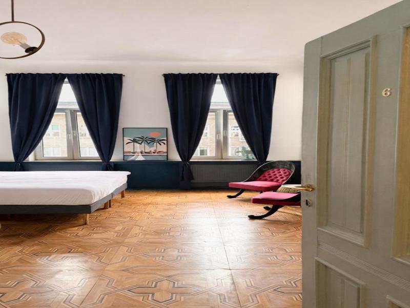 4Th Floor Bed And Breakfast image