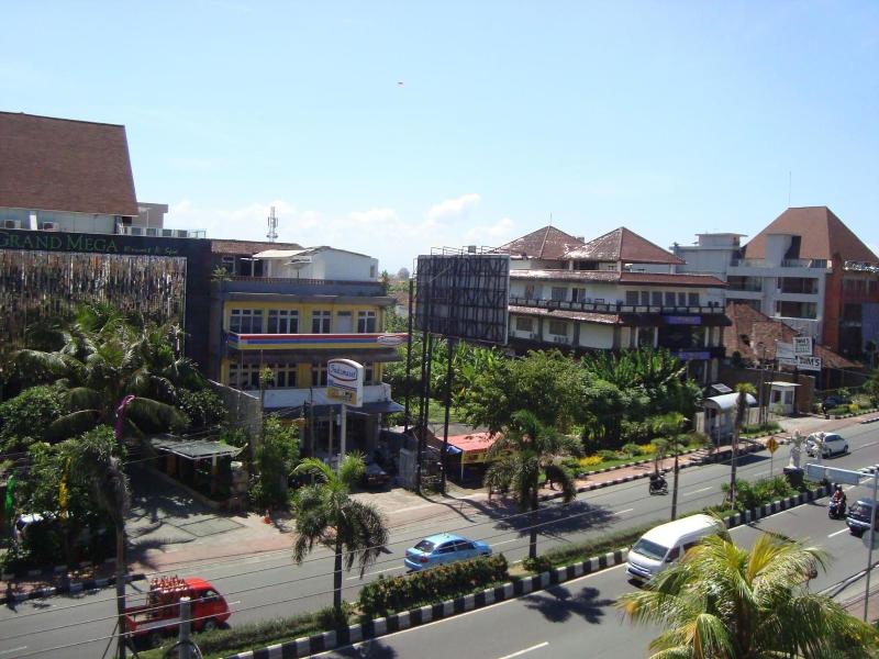 Bali Caps Hostel image