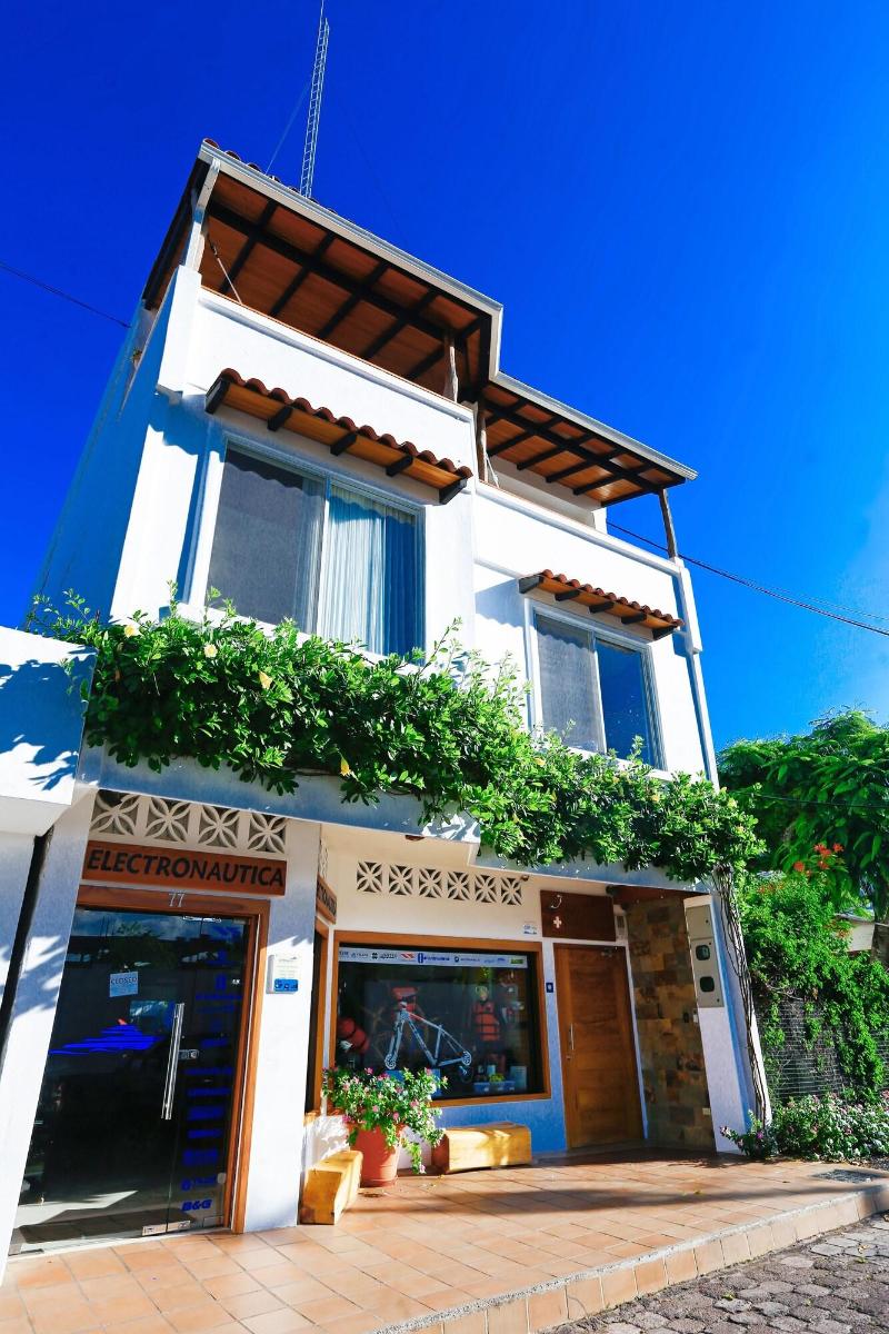 Hotel Cucuve image