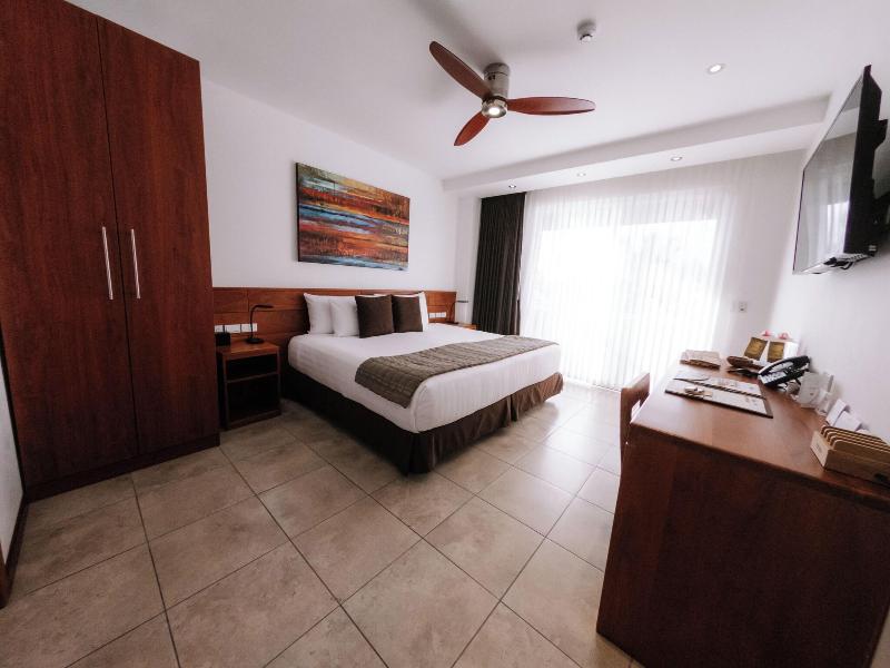 Hotel Cucuve image