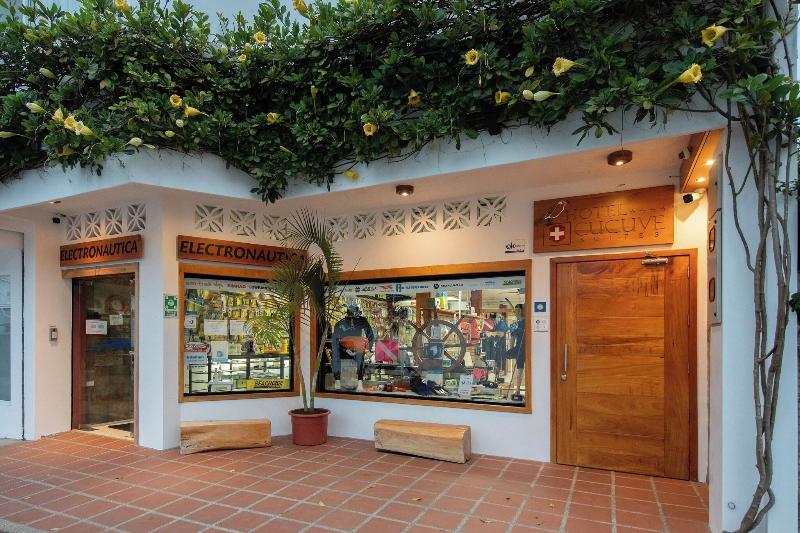 Hotel Cucuve image