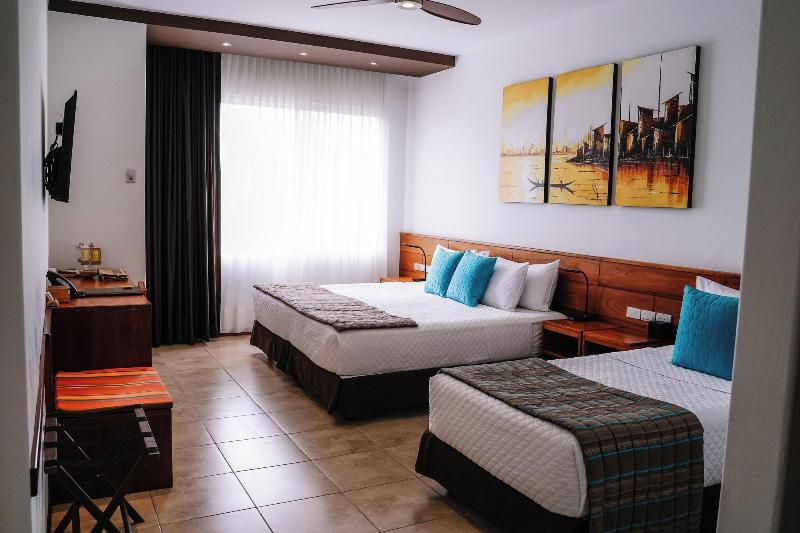 Hotel Cucuve image