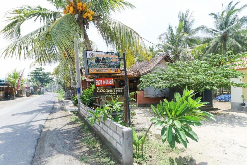 Coconut Hill Cottages image