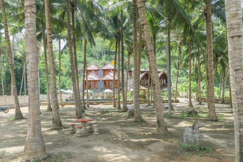 Coconut Hill Cottages image