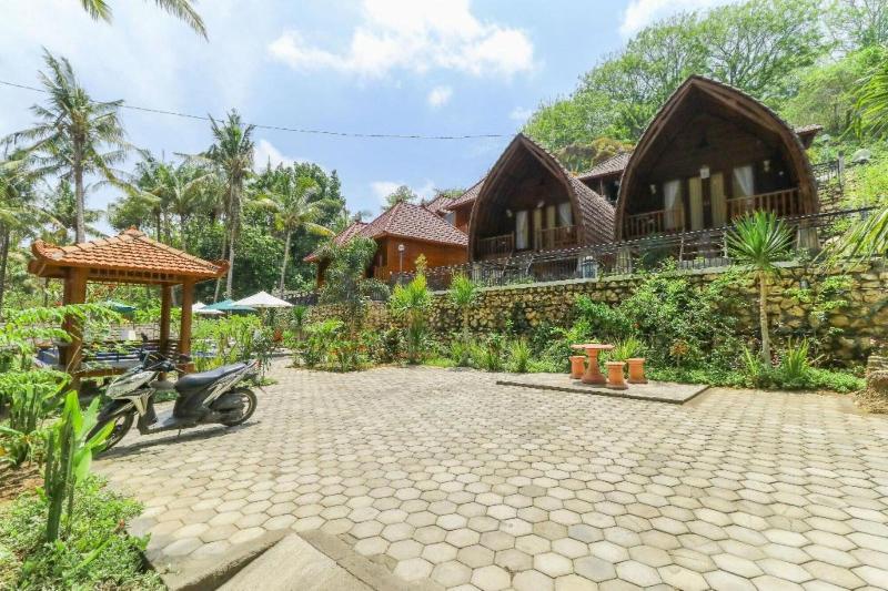 Coconut Hill Cottages image