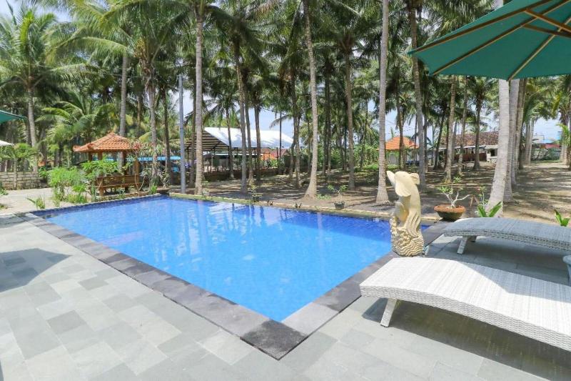 Coconut Hill Cottages image