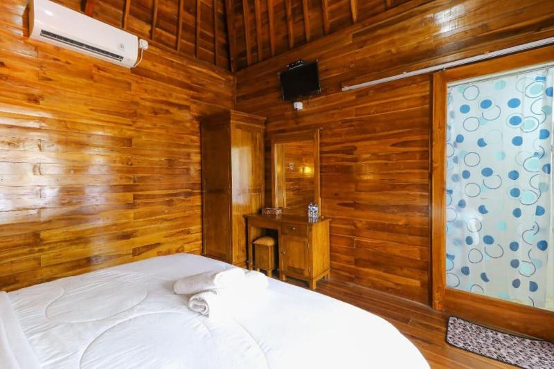 Coconut Hill Cottages image