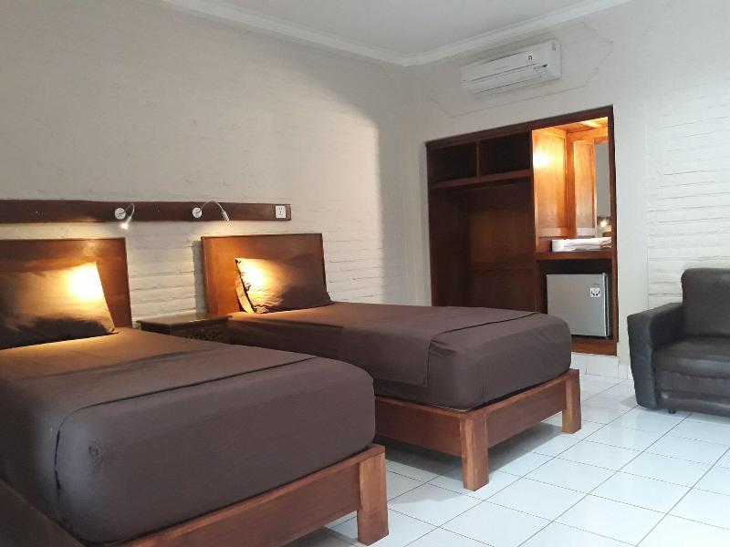 Puri Bali Lovina image