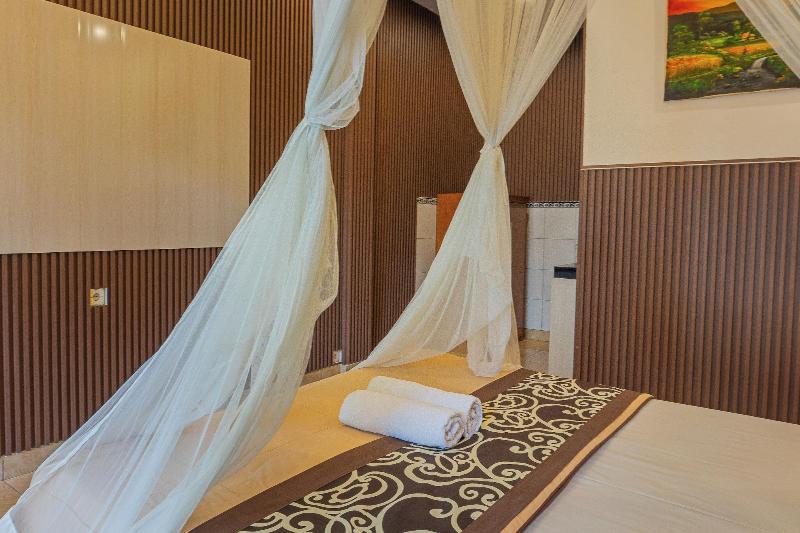 Artha Dewata Home Stay image