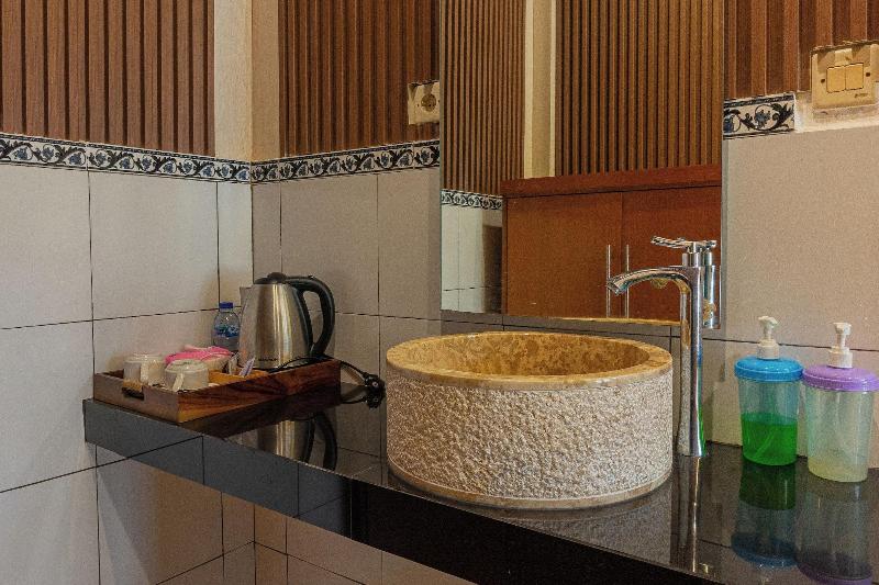 Artha Dewata Home Stay image
