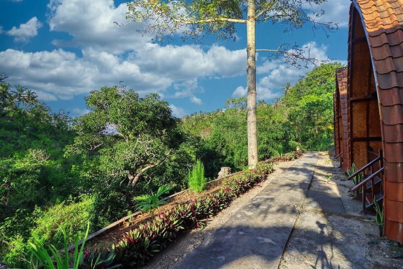 Butterfly Bungalows image