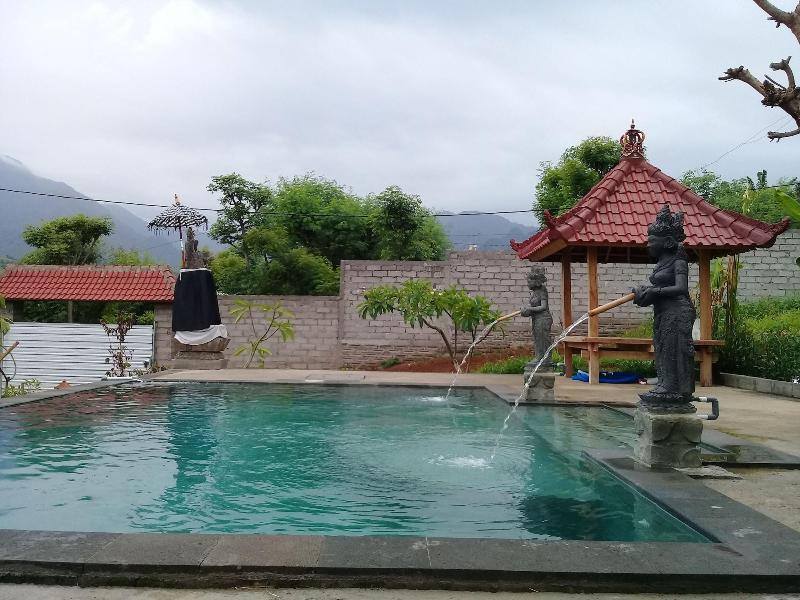 Eliska Sari Bungalows image