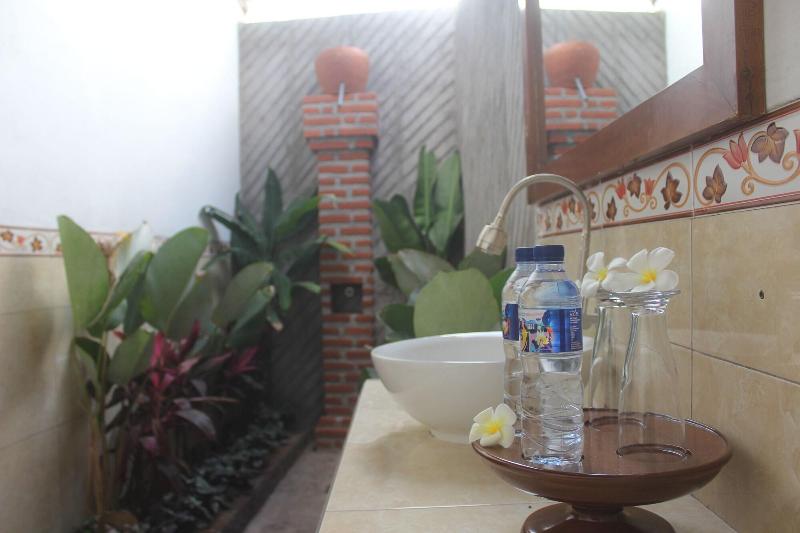 Eliska Sari Bungalows image