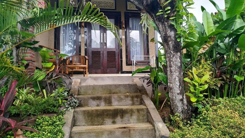 Eliska Sari Bungalows image
