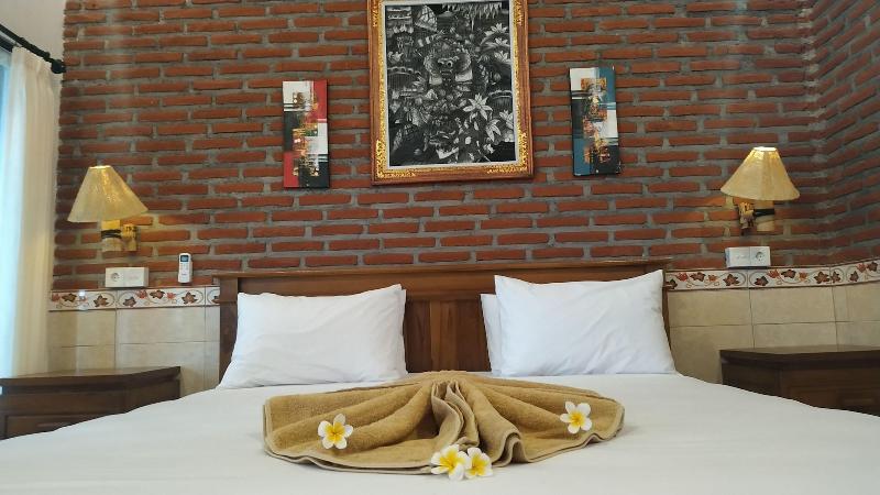 Eliska Sari Bungalows image