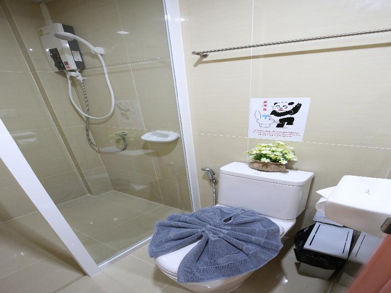 Lucky Panda Hotel by ZUZU image