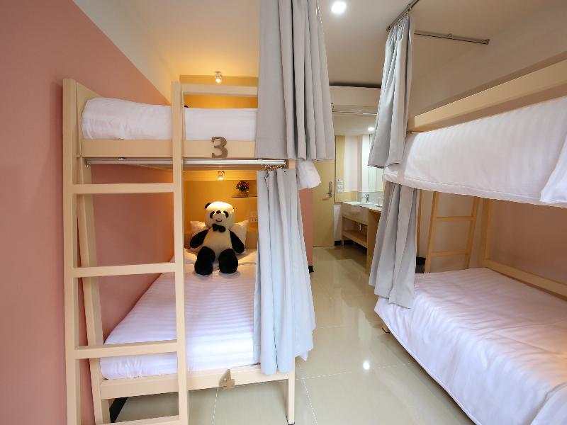 Lucky Panda Hotel by ZUZU image