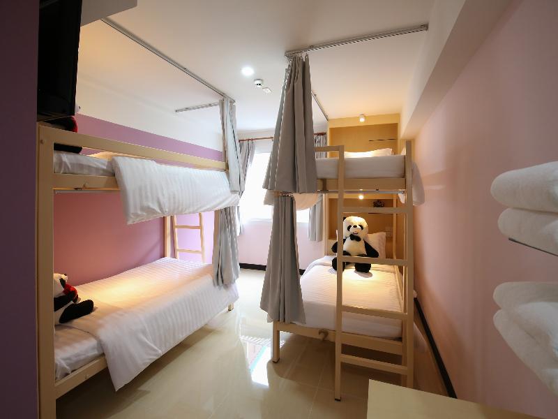 Lucky Panda Hotel by ZUZU image