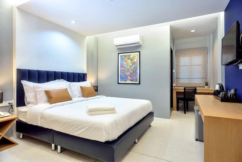 Castle Black Bangkok Hostel image