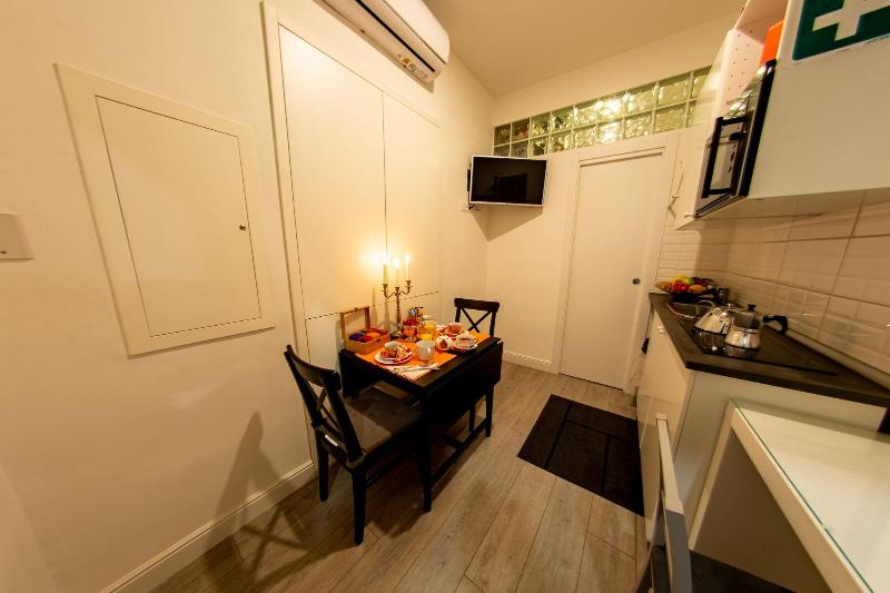 Rhome Guesthouse image