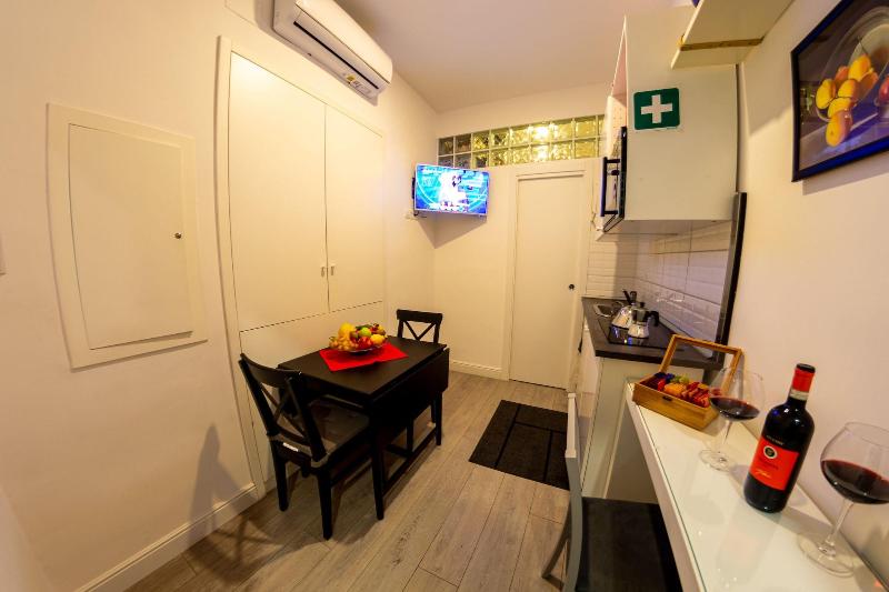 Rhome Guesthouse image