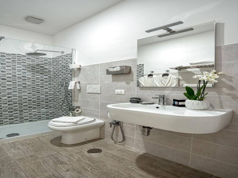 Rhome Guesthouse image