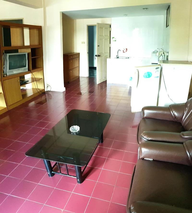 Walking Street Hostel By New Wave Adults Only image