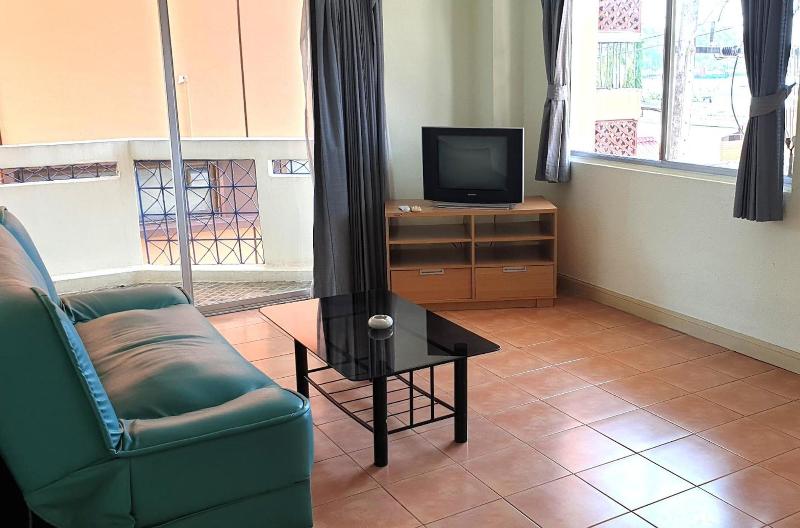 Walking Street Hostel By New Wave Adults Only image