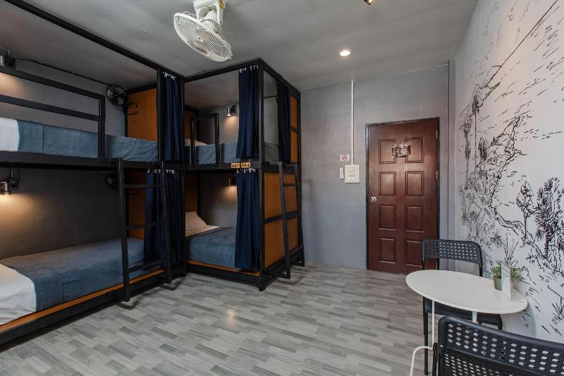 The Z Nite Hostel image