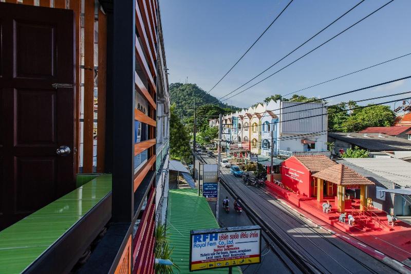 The Z Nite Hostel image