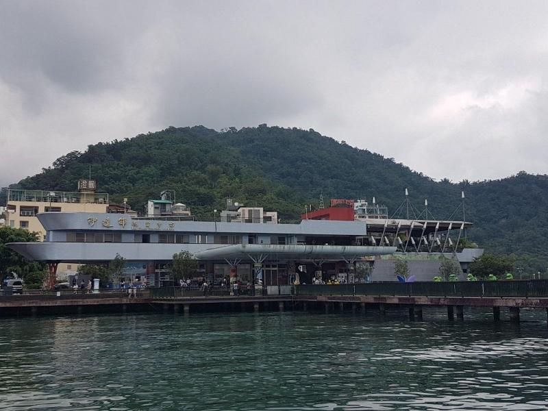 Sunmoonlake Loft Inn image