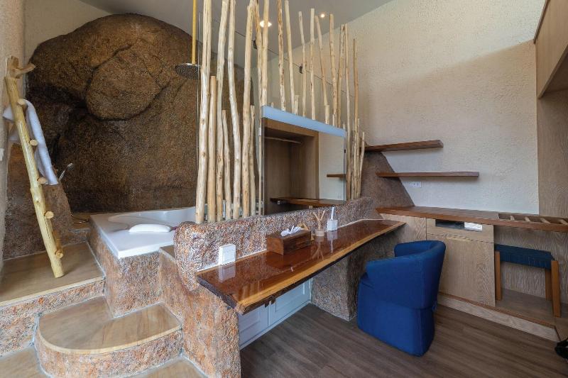 The Rock Samui Hostel image
